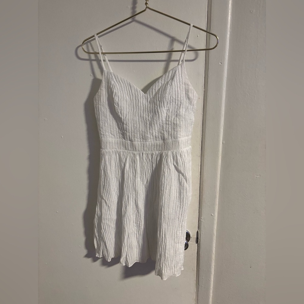 Be Smart White Striped Dress Size 7 – Sleeveless Fit & Flare Summer Dress
(313)